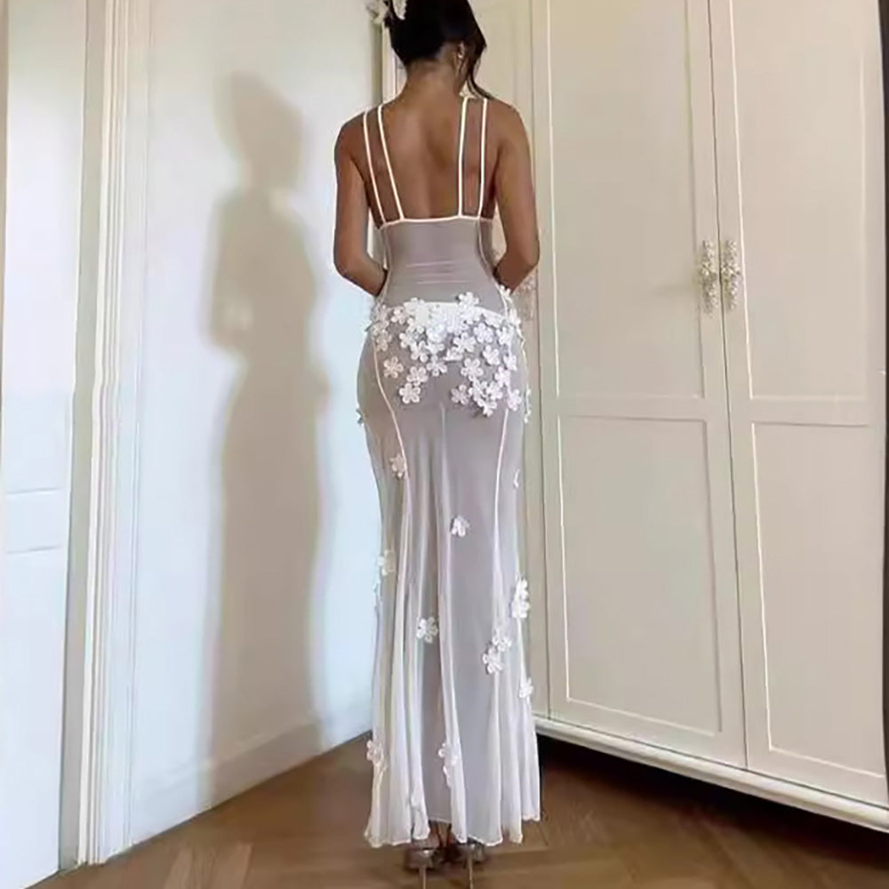 New women's V-neck lace patchwork sleeveless fitted dress with cutout lace trim