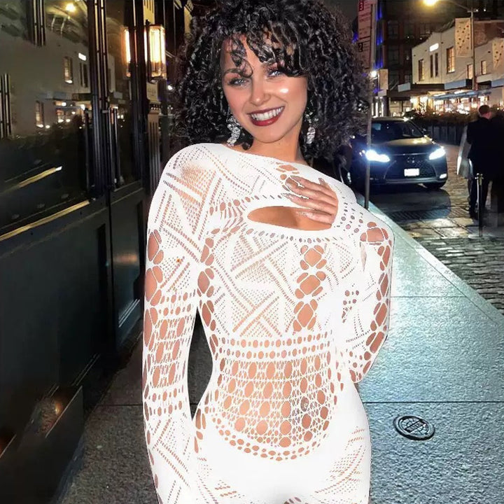 Backless long-sleeved mesh top