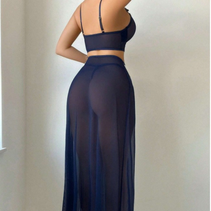 Pearl-Embellished Mesh Slit Set